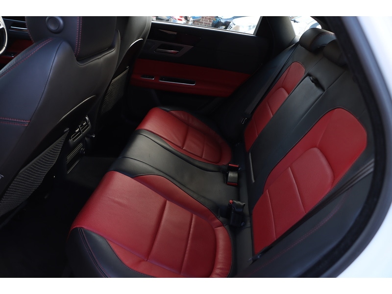 Used Jaguar XF 2018 for sale - 76918048: Photo 26