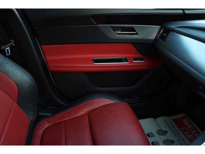 Used Jaguar XF 2018 for sale - 76918048: Photo 36