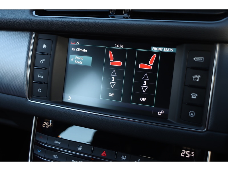 Used Jaguar XF 2018 for sale - 76918048: Photo 52