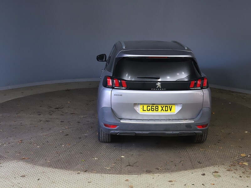 Used Peugeot 5008 2018 for sale - 76848525: Photo 8