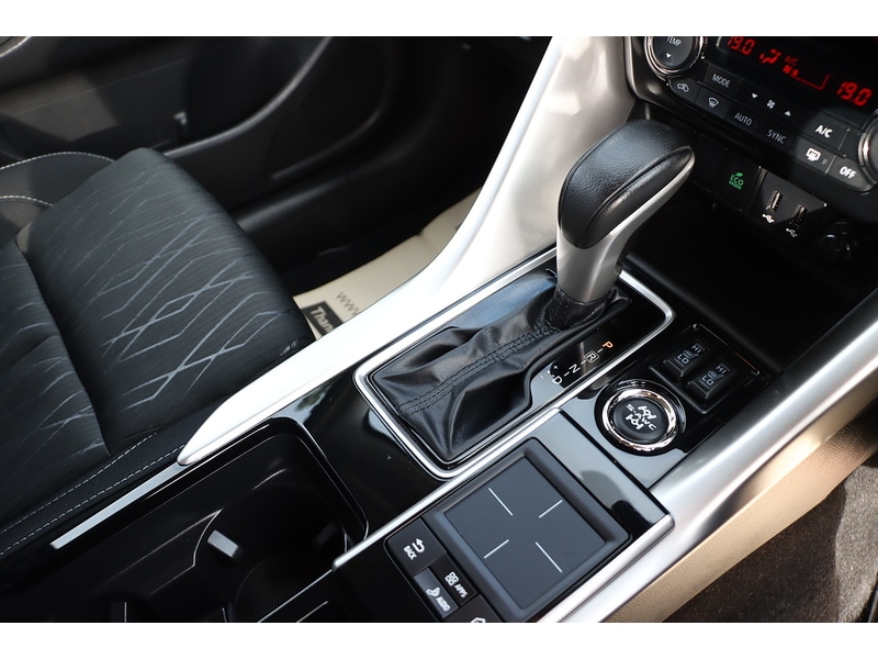 Used Mitsubishi Eclipse Cross 2020 for sale - 76461165: Photo 37