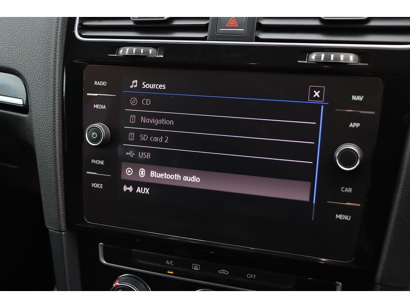 Used Volkswagen Golf 2017 for sale - 76185804: Photo 12