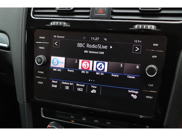 Used Volkswagen Golf 2017 for sale - 76185804: Photo 14