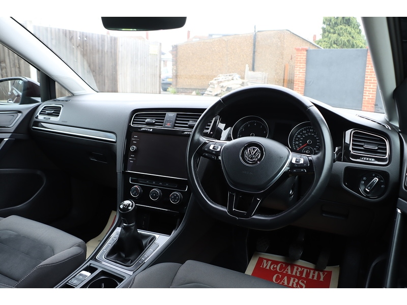 Used Volkswagen Golf 2017 for sale - 76185804: Photo 31