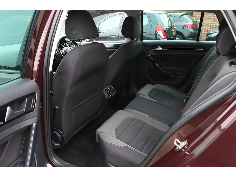 Used Volkswagen Golf 2017 for sale - 76185804: Photo 38