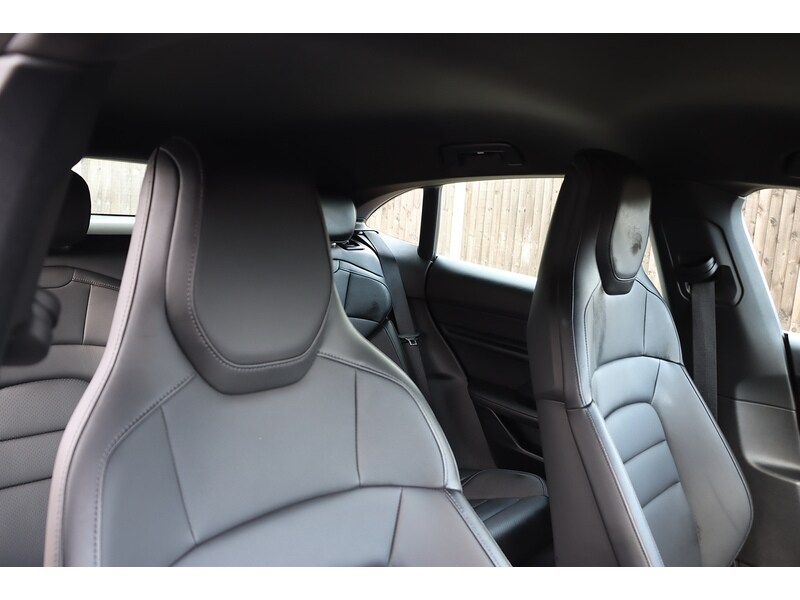 Used Porsche Taycan 2023 for sale - 75673009: Photo 26