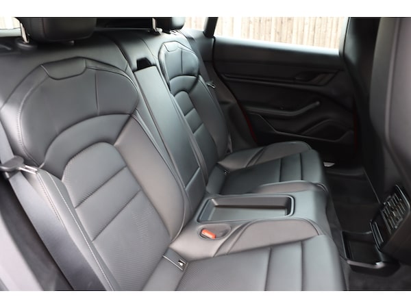 Used Porsche Taycan 2023 for sale - 75673009: Photo 32