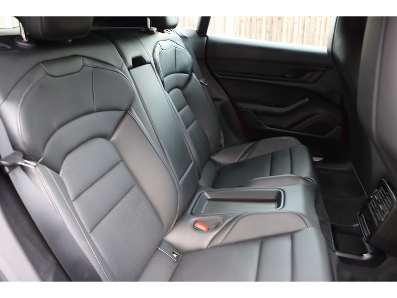 Used Porsche Taycan 2023 for sale - 75673009: Photo 33