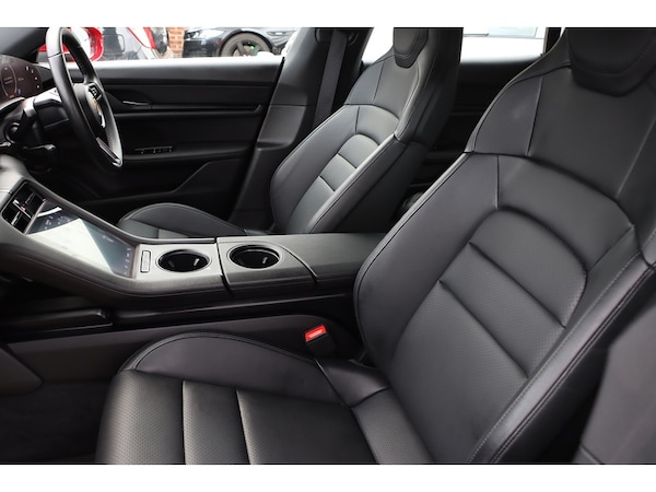 Used Porsche Taycan 2023 for sale - 75673009: Photo 35