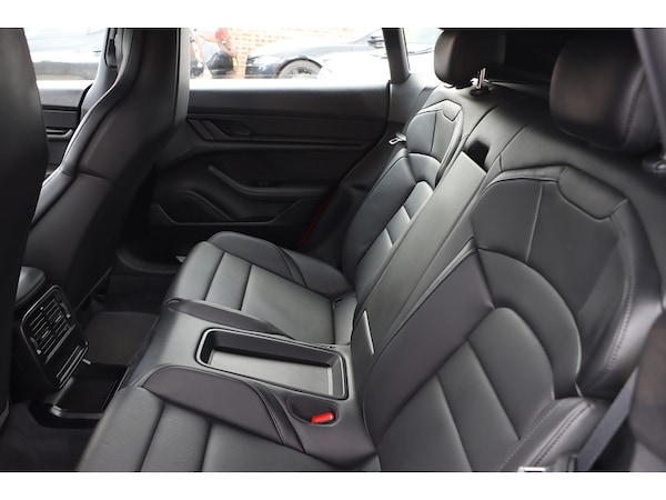 Used Porsche Taycan 2023 for sale - 75673009: Photo 39