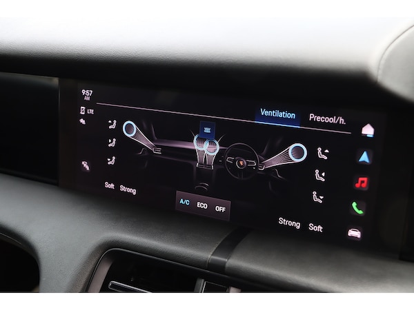 Used Porsche Taycan 2023 for sale - 75673009: Photo 41