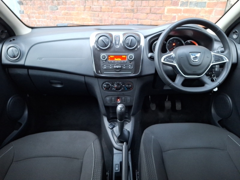 Used Dacia Sandero 2020 for sale - 76721717: Photo 2