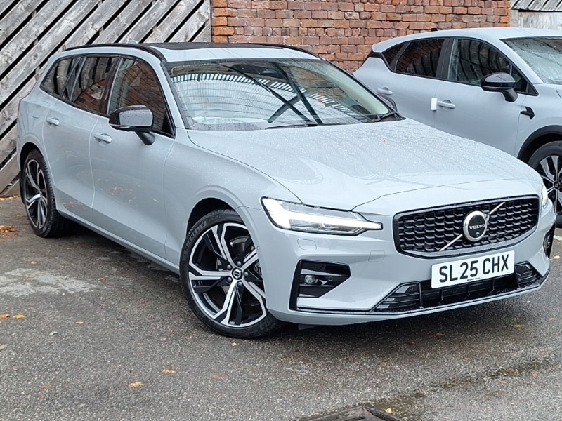 Used Volvo V60 2025 for sale - 76897428: Photo 1