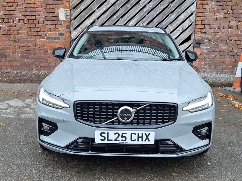 Used Volvo V60 2025 for sale - 76897428: Photo 12