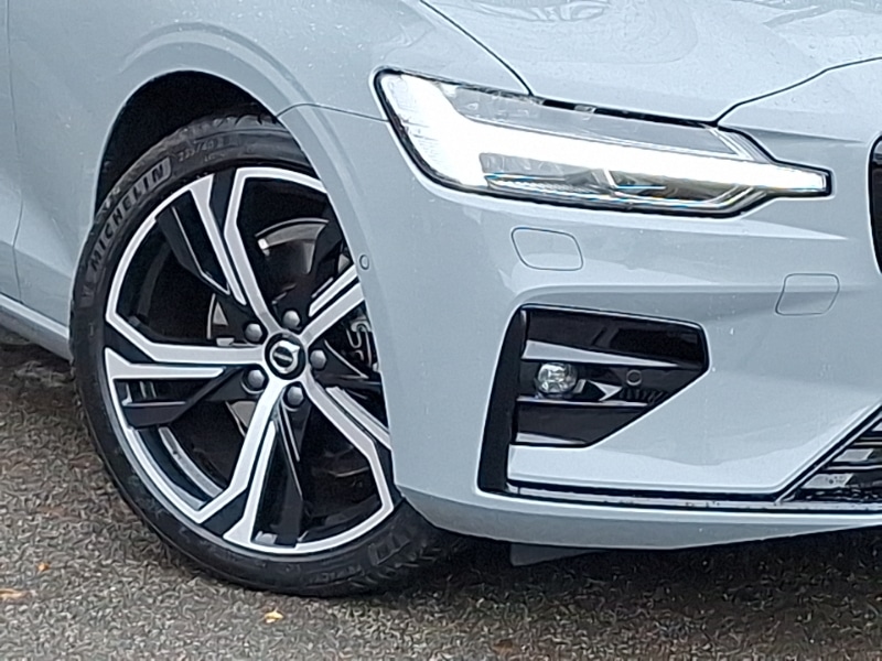 Used Volvo V60 2025 for sale - 76897428: Photo 9