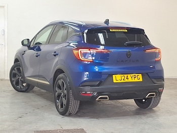 Used Renault Captur 2024 for sale - 75583654: Photo