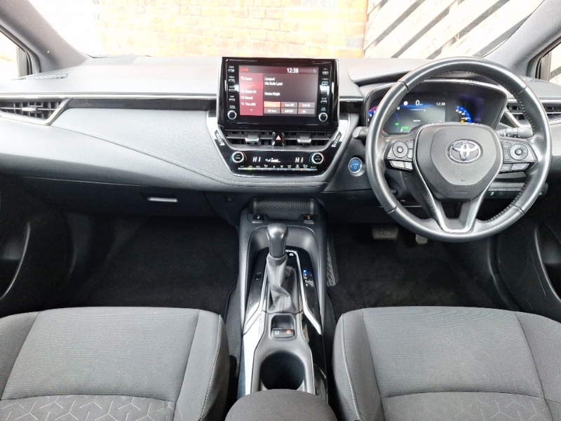 Used Toyota Corolla 2021 for sale - 76506937: Photo 2