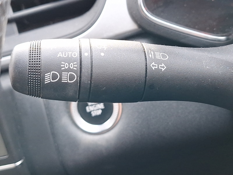 Used Renault Captur 2022 for sale - 76628816: Photo 16