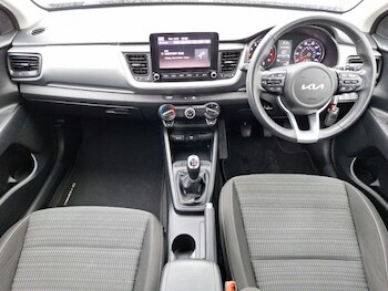 Used Kia Stonic 2021 for sale - 78238459: Photo