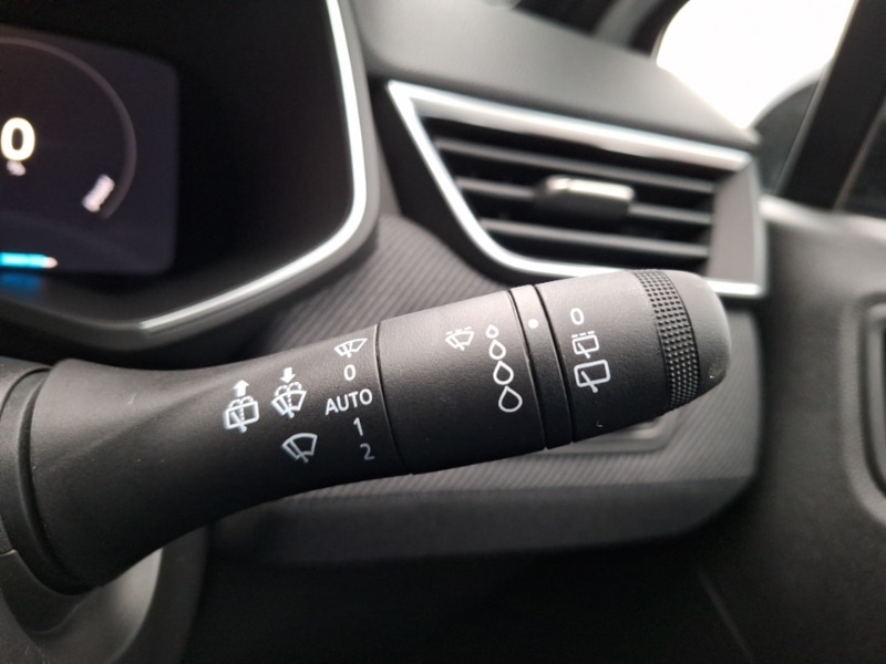 Used Renault Clio 2025 for sale - 77150111: Photo 18