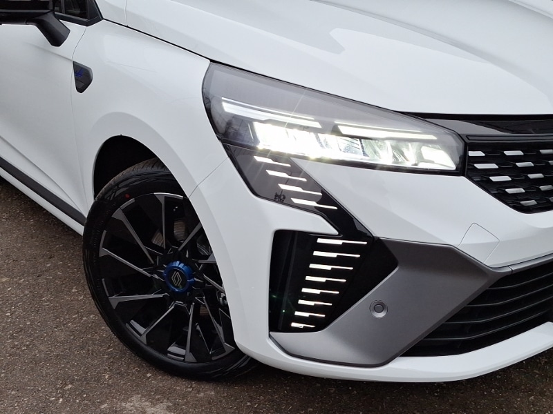 Used Renault Clio 2025 for sale - 77150111: Photo 9