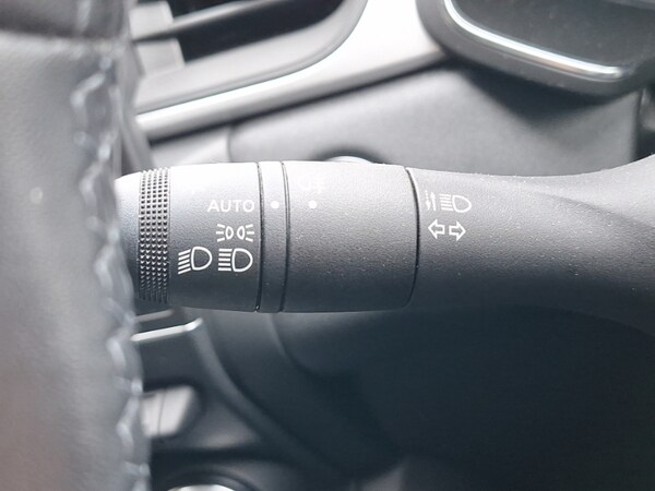 Used Renault Captur 2022 for sale - 76282243: Photo 17
