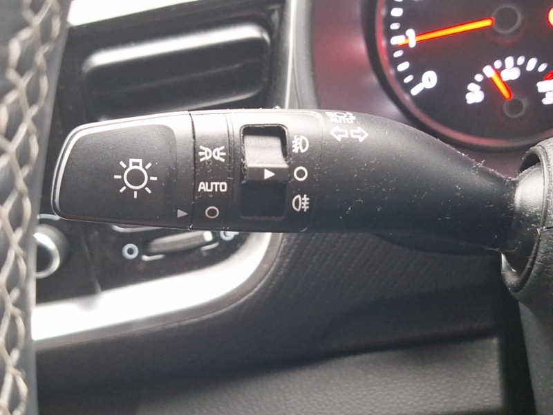 Used Kia Stonic 2023 for sale - 78225292: Photo 16