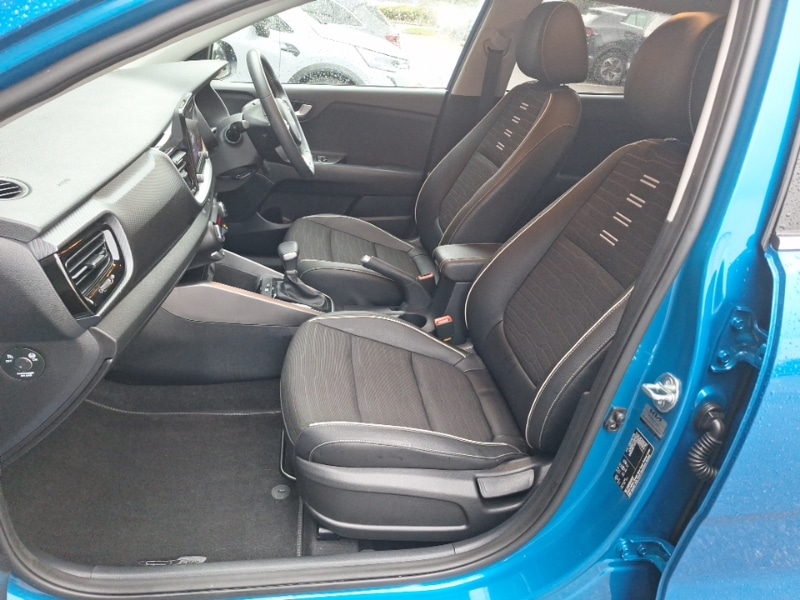 Used Kia Stonic 2023 for sale - 78225292: Photo 5