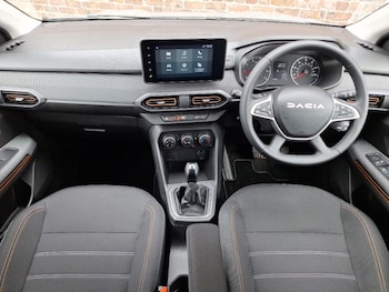 Used Dacia Sandero Stepway 2023 for sale - 75856656: Photo