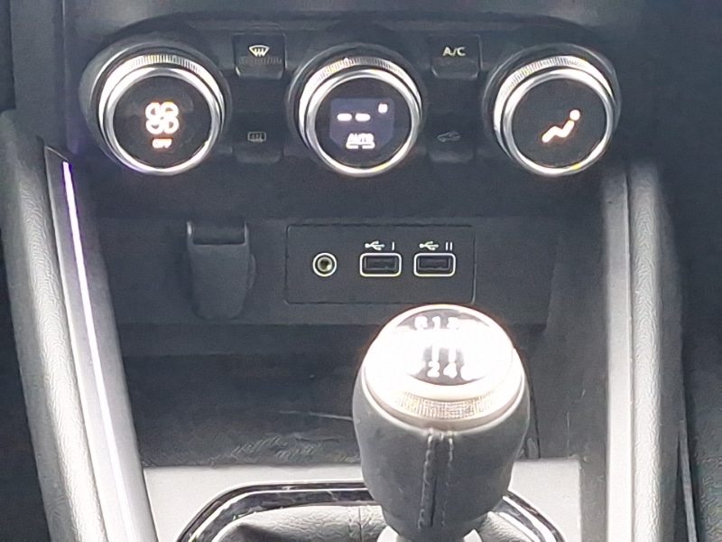 Used Renault Clio 2025 for sale - 77173859: Photo 11