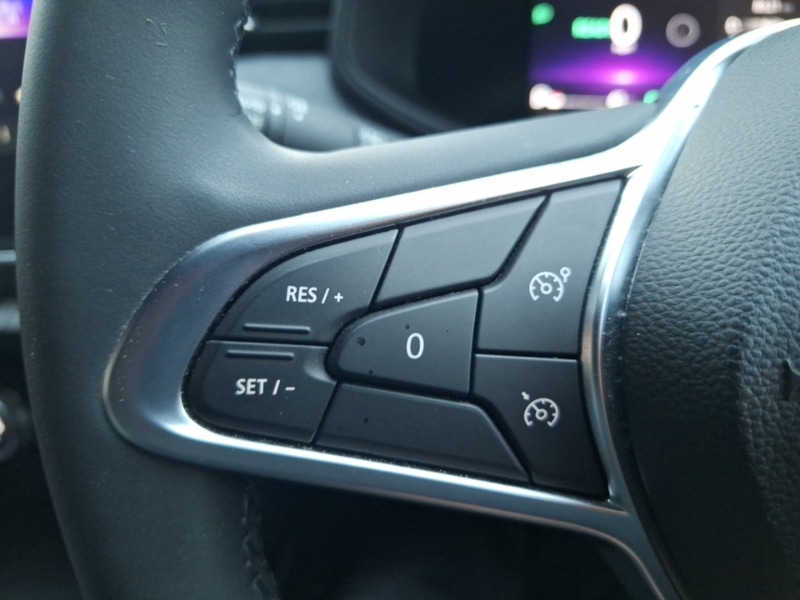 Used Renault Clio 2024 for sale - 76387880: Photo 15