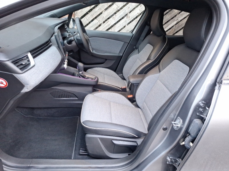 Used Renault Clio 2024 for sale - 76387880: Photo 5