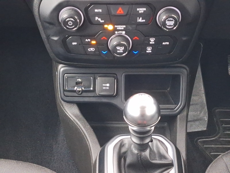 Used Jeep Renegade 2020 for sale - 78202695: Photo 11