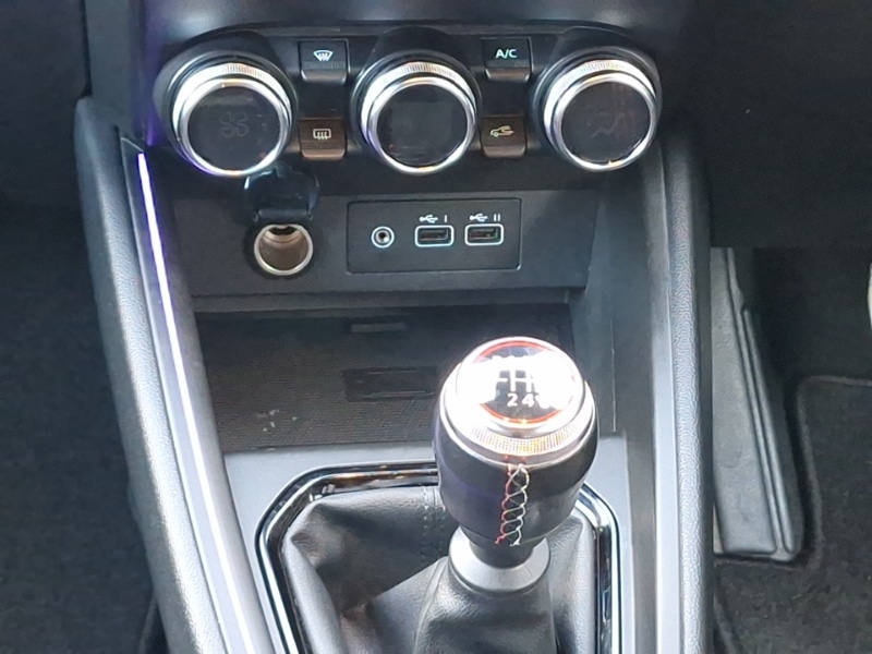 Used Renault Clio 2023 for sale - 77114752: Photo 11