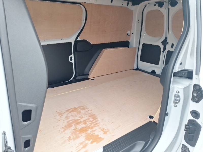 Used Renault Kangoo 2025 for sale - 77020759: Photo 6