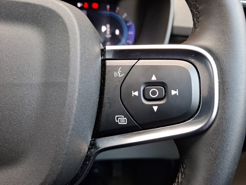 Used Volvo XC40 2023 for sale - 77086871: Photo 17