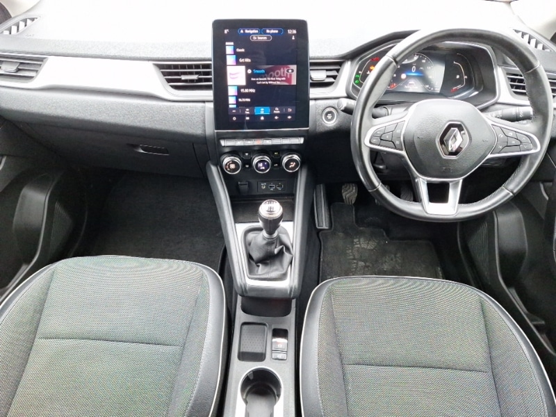 Used Renault Captur 2021 for sale - 77418678: Photo 2