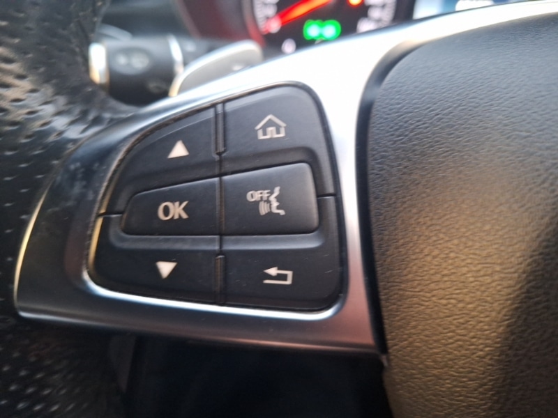 Used Mercedes-Benz GLC 2017 for sale - 76834411: Photo 16