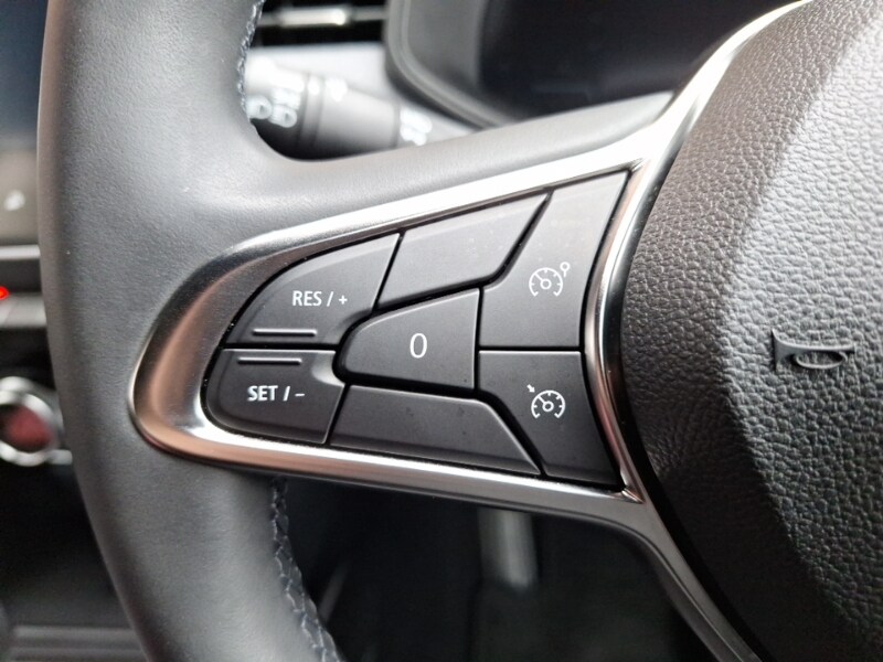 Used Renault Clio 2024 for sale - 75989650: Photo 16