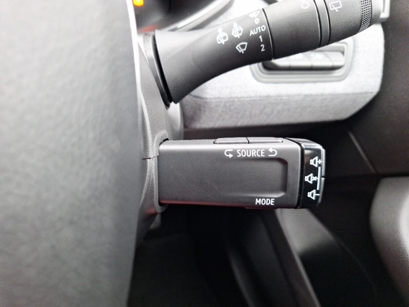 Used Renault Clio 2024 for sale - 75989650: Photo 18