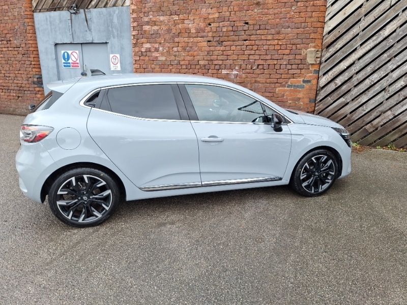 Used Renault Clio 2024 for sale - 75989650: Photo 4