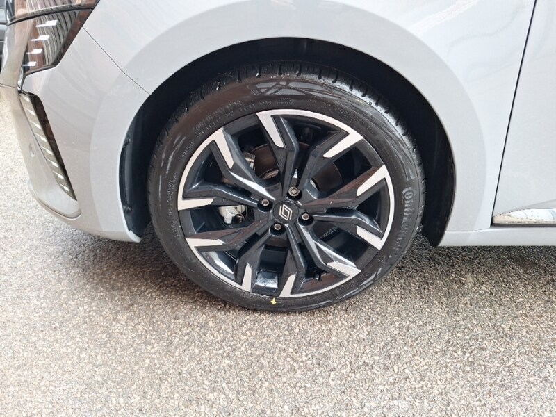 Used Renault Clio 2024 for sale - 75989650: Photo 9