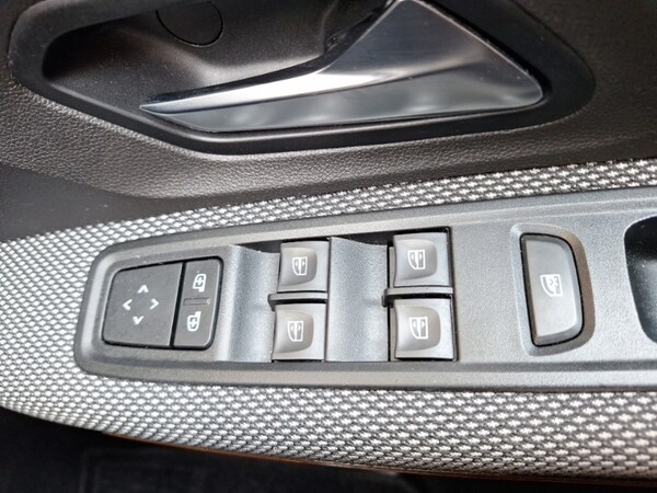 Used Dacia Sandero Stepway 2022 for sale - 75197867: Photo 10