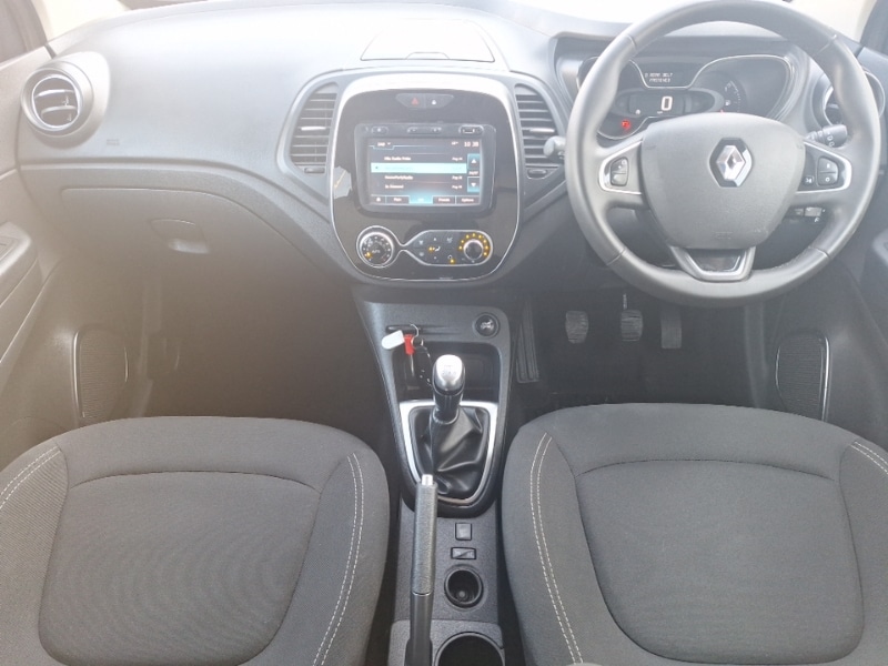 Used Renault Captur 2018 for sale - 78079536: Photo 2