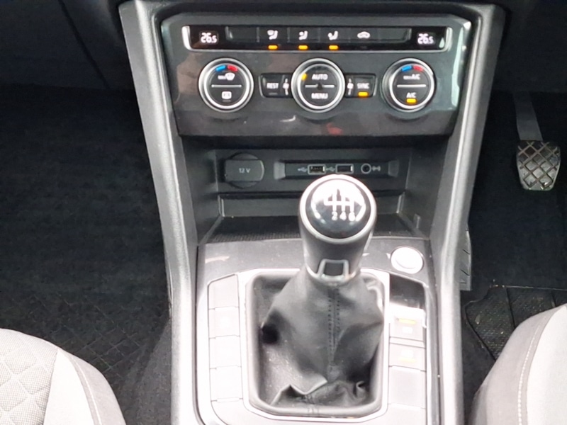 Used Volkswagen Tiguan 2019 for sale - 76213153: Photo 11