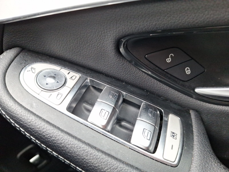 Used Mercedes-Benz GLC 2022 for sale - 77921802: Photo 13