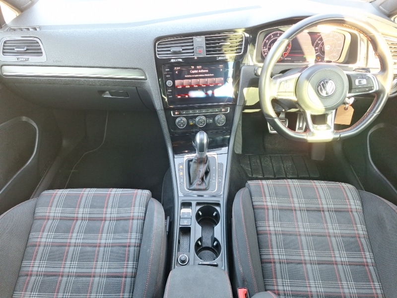 Used Volkswagen Golf 2019 for sale - 77751683: Photo 2