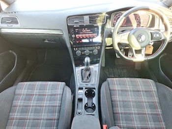 Used Volkswagen Golf 2019 for sale - 77751683: Photo