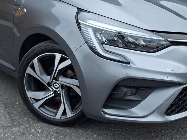 Used Renault Clio 2023 for sale - 76130249: Photo 9