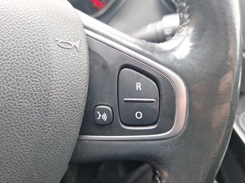 Used Renault Captur 2017 for sale - 76543410: Photo 14